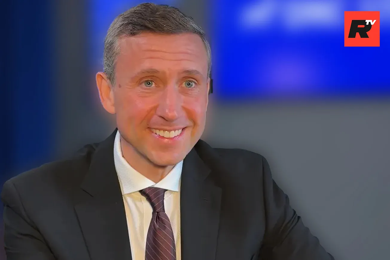 Democrats’ Own Workers Rebel as DNC Orders Five-Day Return to Office