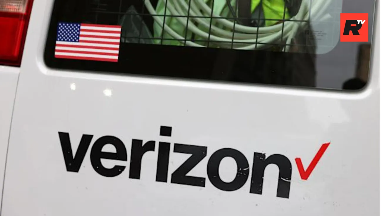 'SOS' Mode Grips Verizon Phones as Service Fails Coast to Coast, DC, NYC Issue Emergency Alerts